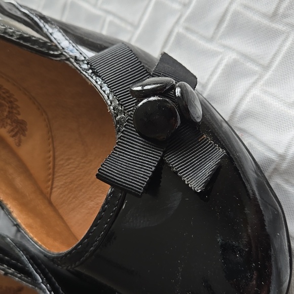 Sofft Elegant Black Patent Leather Women's Low Heels Minimalist Office Summer - Picture 3 of 12